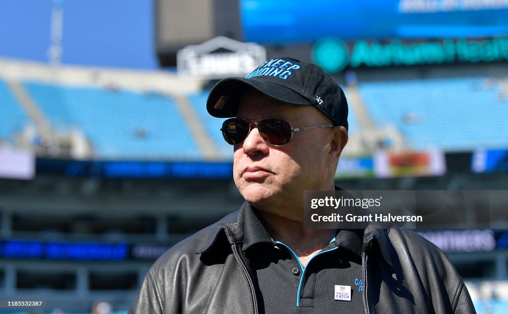 Tennessee Titans v Carolina Panthers