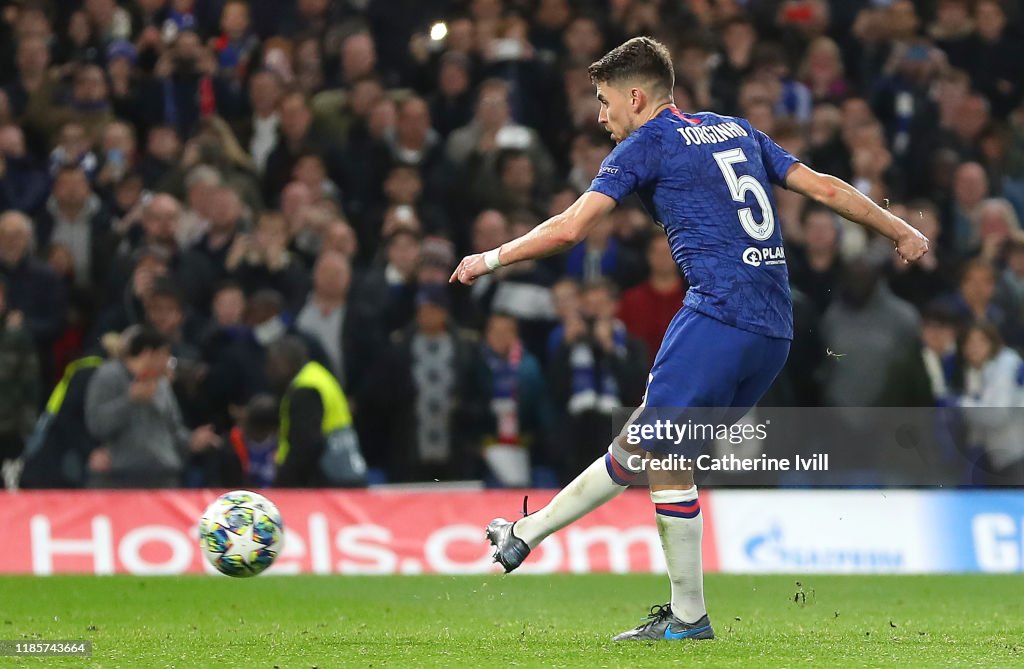 Chelsea FC v AFC Ajax: Group H - UEFA Champions League