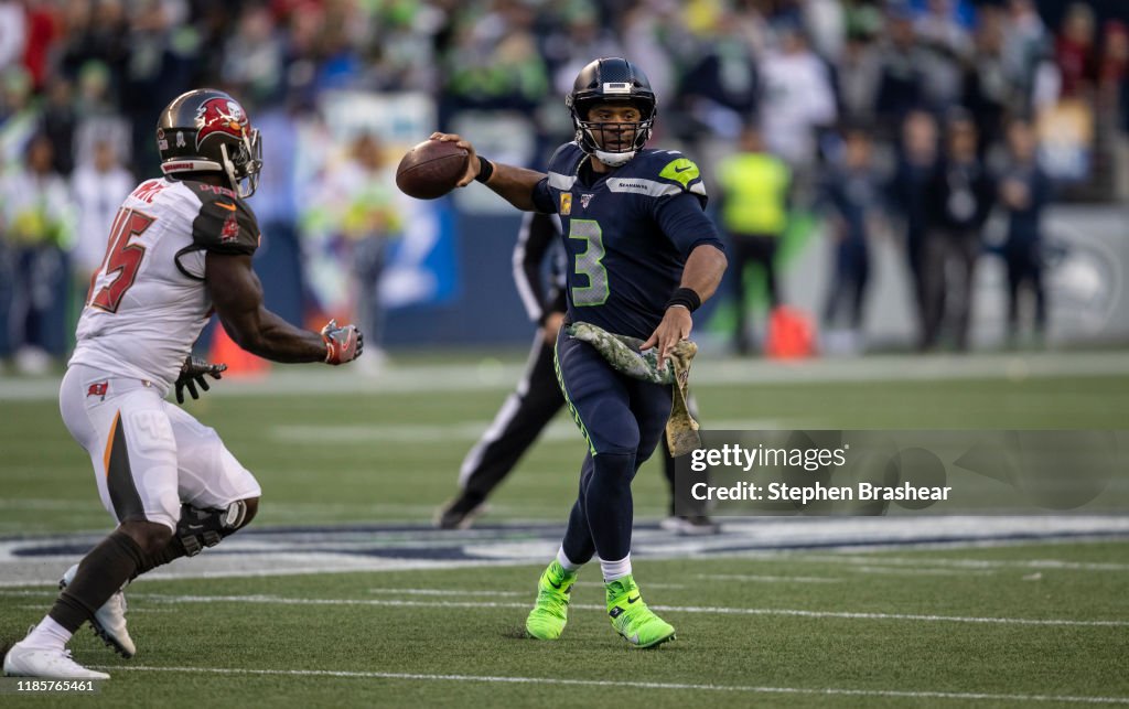 Tampa Bay Buccaneers v Seattle Seahawks