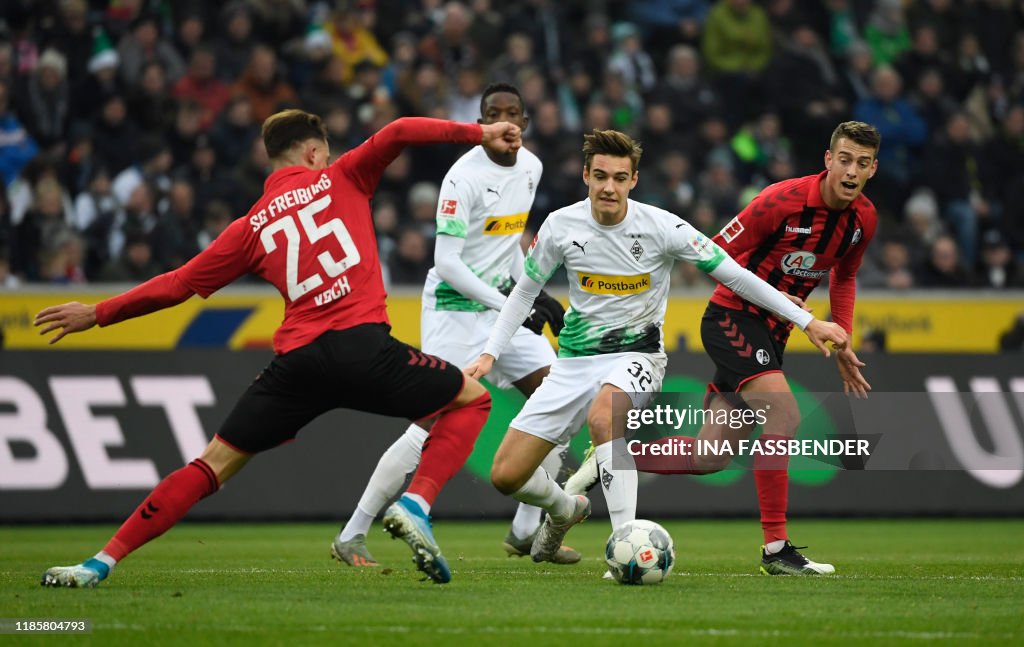 TOPSHOT-FBL-GER-BUNDESLIGA-MOENCHENGLADBACH-FREIBURG