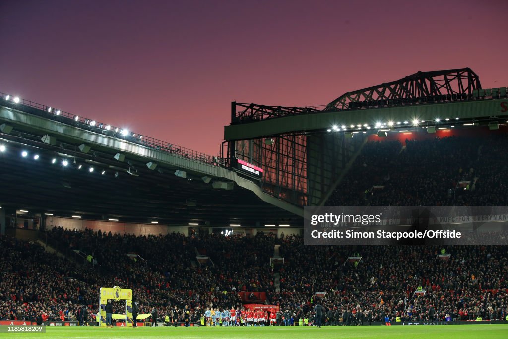 Manchester United v Aston Villa - Premier League