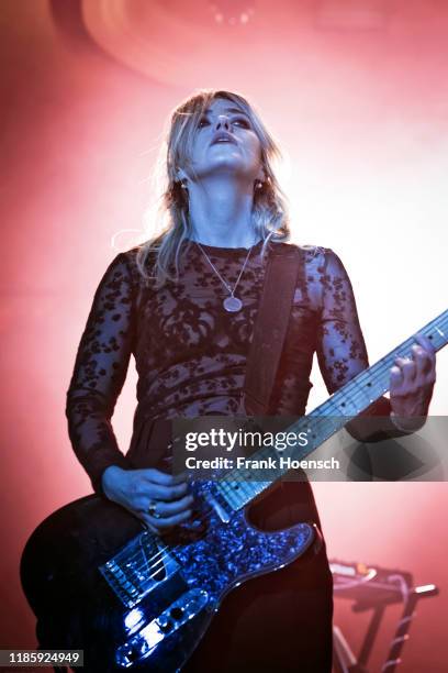 449 Laura Mary Carter Photos High Res Pictures Getty Images 449-laura-mary-carter-photos-high-res-pictures-getty-images