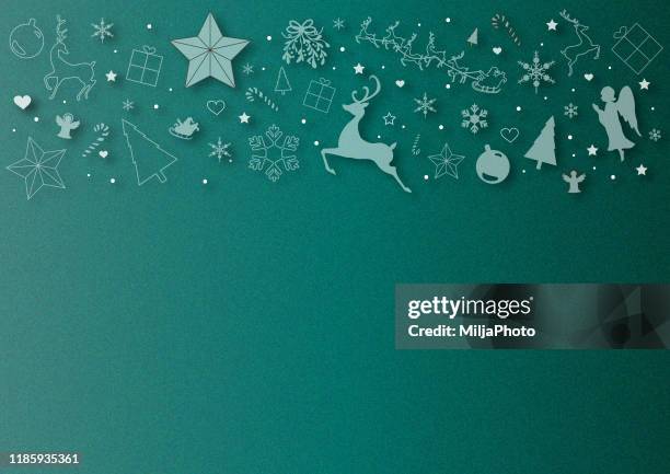 grüne weihnachts-grußkarte - christmas travel stock-grafiken, -clipart, -cartoons und -symbole