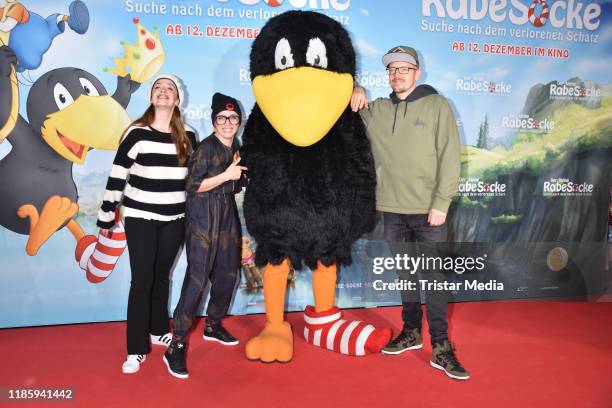 Jan Delay, Anna Thalbach and Nellie Thalbach attend the premiere of "Der kleine Rabe Socke - Suche nach dem verlorenen Schatz" at Kino in der...