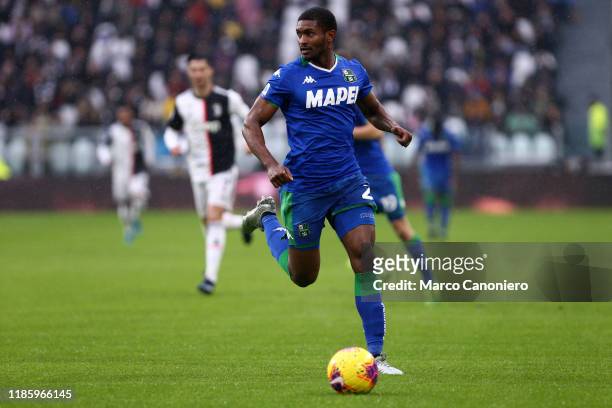 Marlon of Us Sassuolo Calcio in action during the the Serie A match between Juventus Fc and Us Sassuolo Calcio. The match end in a tie 2-2.