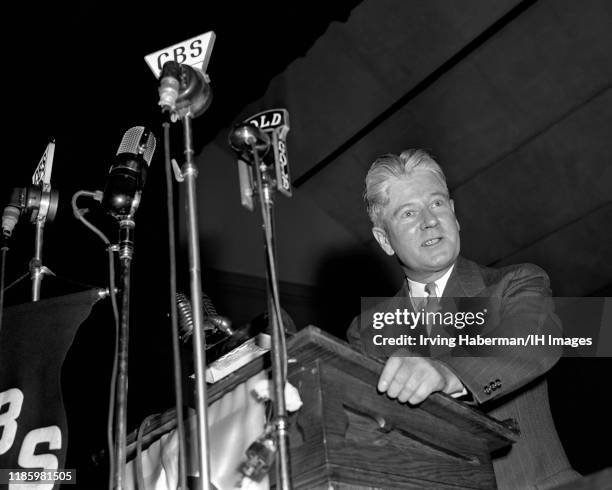 Member of the America First Committee speaks to the crowd during a rally on October 30, 1941 at Madison Square Garden in New York, New York. The AFC...