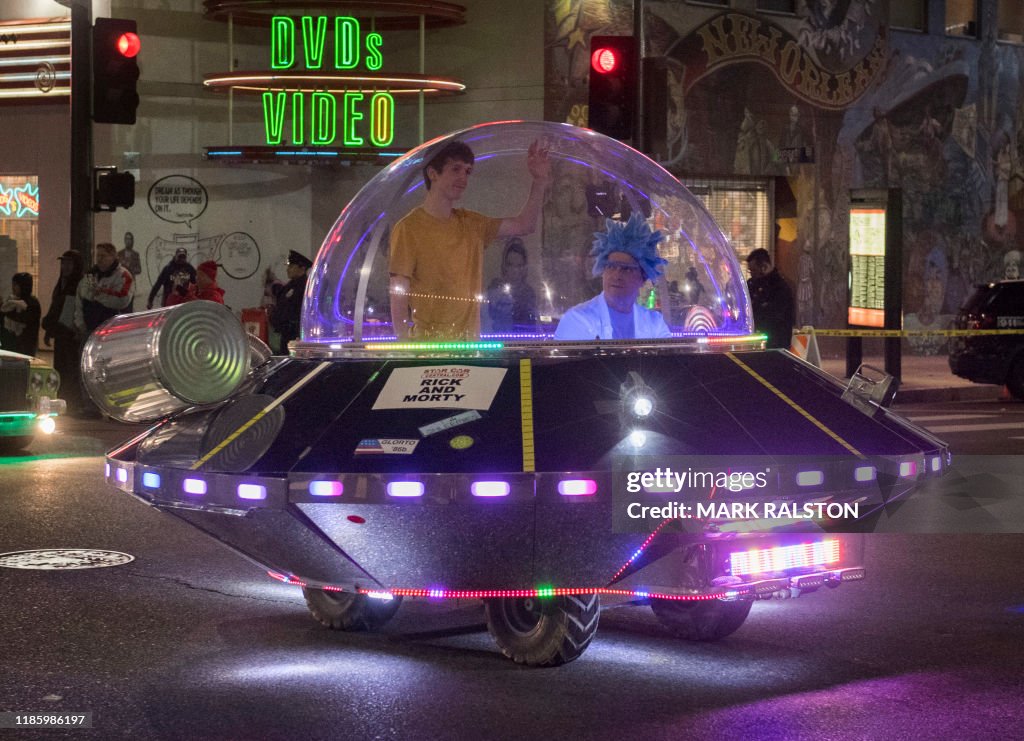 US-ENTERTAINMENT-HOLIDAY-CHRISTMAS-PARADE