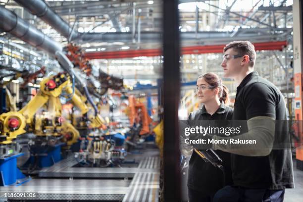 Female Robot Photos and Premium High Res Pictures - Getty Images