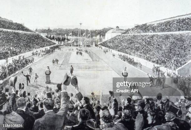 La victoire de Spyridon Louis au marathon lors des Jeux olympiques de 1896, dans le Stade panathénaïque à Athènes, Grèce.