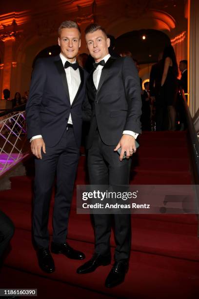 Toni Kroos and Felix Kroos arrive for the 21st GQ Men of the Year Award at Komische Oper on November 07, 2019 in Berlin, Germany.