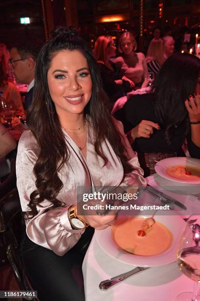 Jenny Frankhauser during the "Ohlala" VIP premiere of Schubeck's Teatro at Teatro-Spiegelzelt on November 07, 2019 in Munich, Germany.