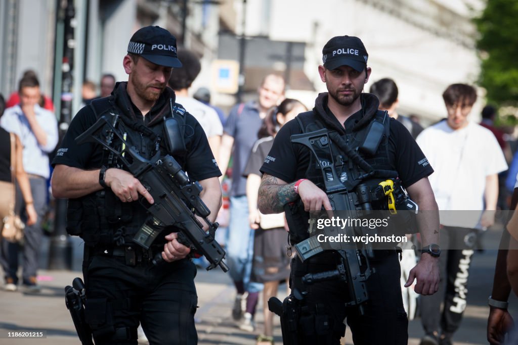 Polizia Armata a Manchester