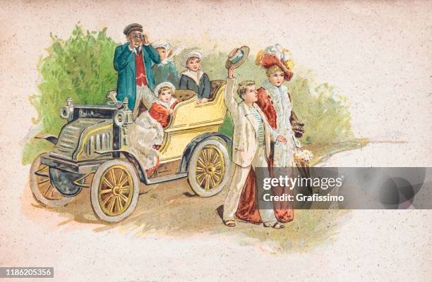 illustrations, cliparts, dessins animés et icônes de famille dans la voiture de cru regardant la course de cheval 1900 - style belle époque