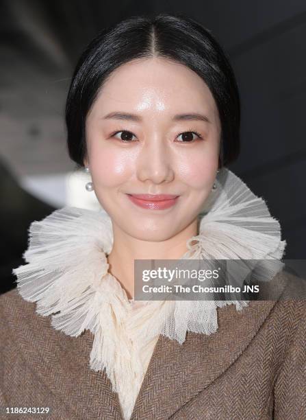 Hun Hee Pictures and Photos - Getty Images