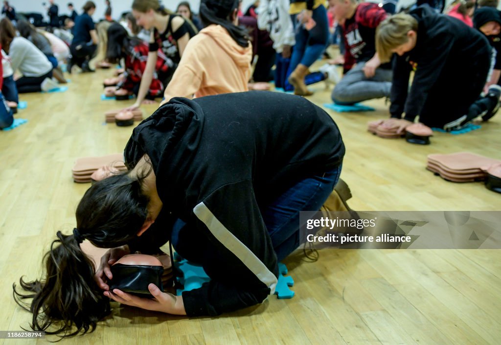 Kids save lives" resuscitation training