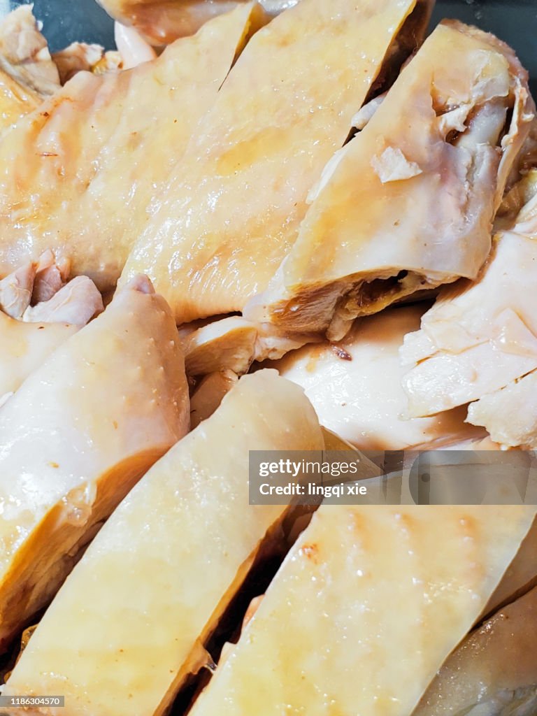 Delicious white-cut chicken