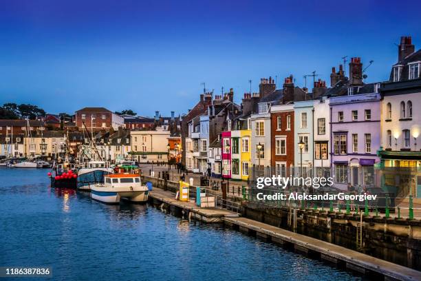 cala la notte su waymouth - weymouth dorset foto e immagini stock