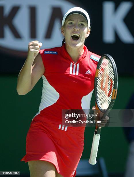 Justine Henin-Hardenne during a 7-5,6-3 win over Lindsay Davenport in their quarter final match in the Australian Open January 27, 2004.