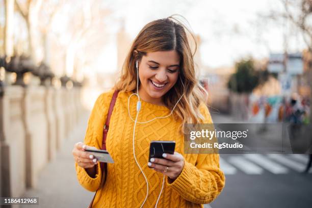 girl buying on internet - consumer journey stock pictures, royalty-free photos & images