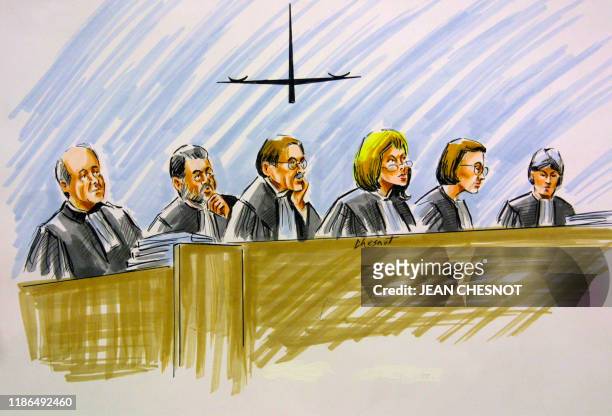 Reproduction du croquis d'audience représentant la présidente de la 13e chambre du tribunal correctionnel de Paris Anny Dauvillaire , entourée de ses...