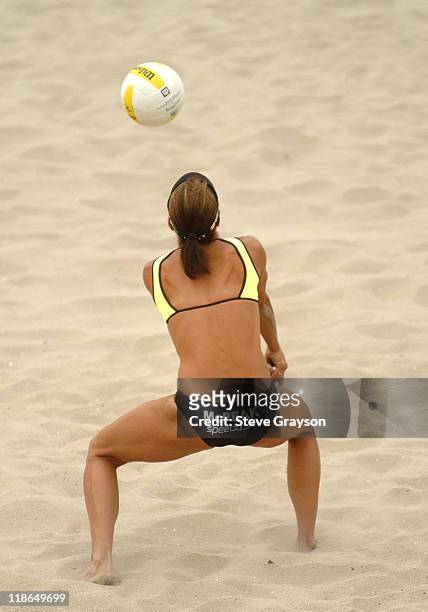 Holly McPeak in action during the Semi-Final round of the 2005 Huntington Beach Open at the Huntington Beach Pier August 14, 2005