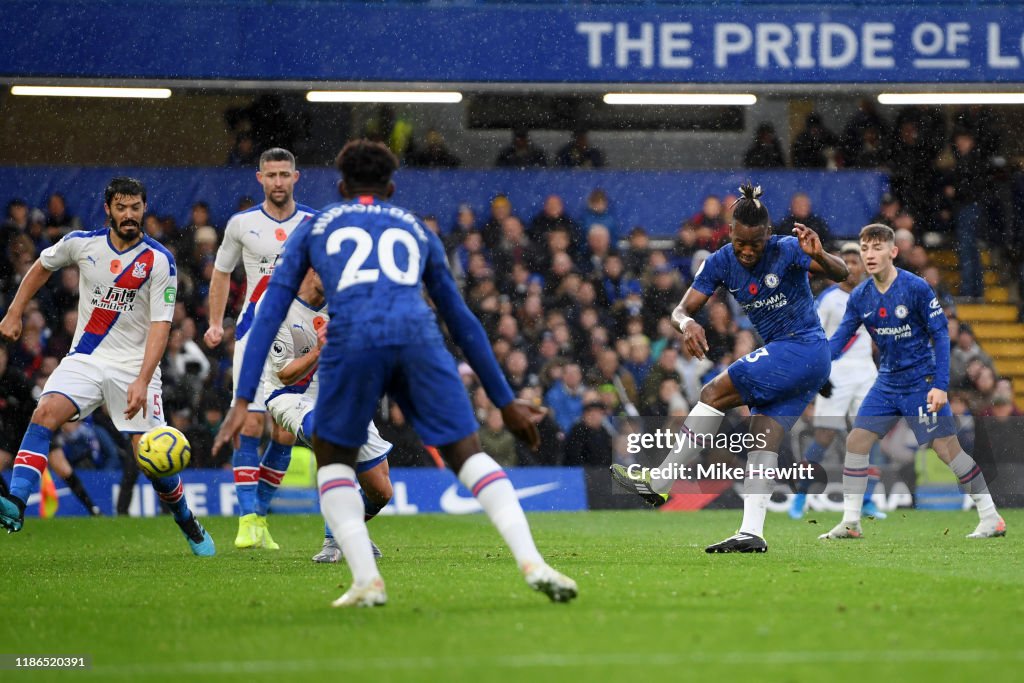 Chelsea FC v Crystal Palace - Premier League