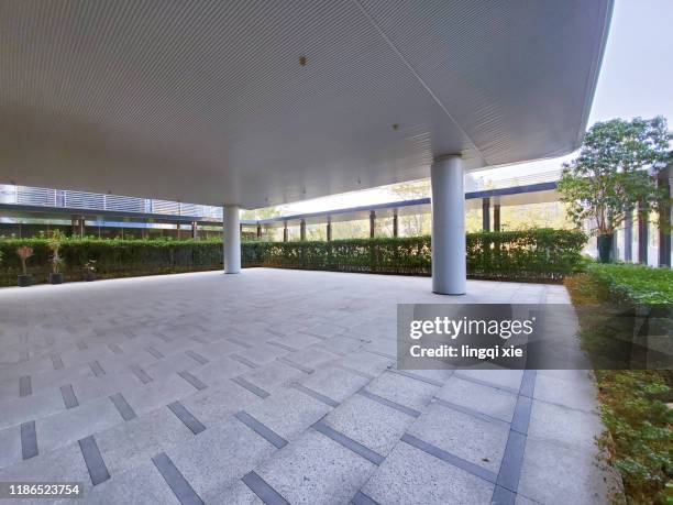 ground floor courtyard of a modern building - suburban background stock pictures, royalty-free photos & images