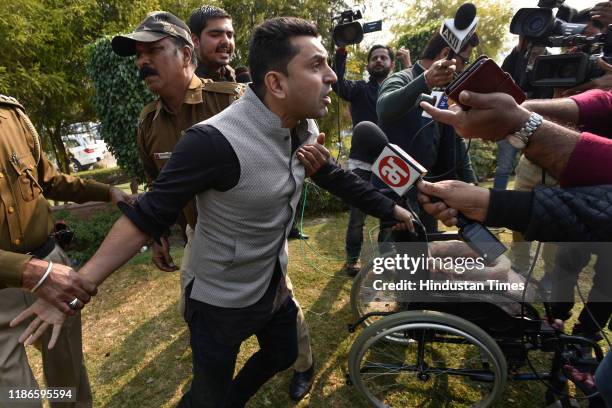 Tehseen 37 Tehseen Poonawalla Stock Photos, High-Res Pictures, and Images ...