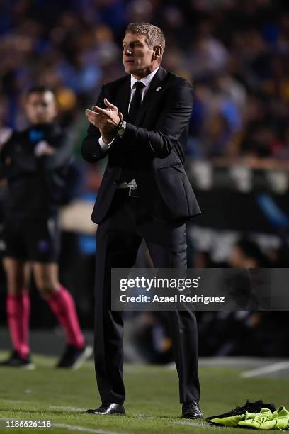 Martín Palermo, coach of Pachuca, gestures during the 18th round match between Tigres UANL and Pachuca as part of the Torneo Apertura 2019 Liga MX at...