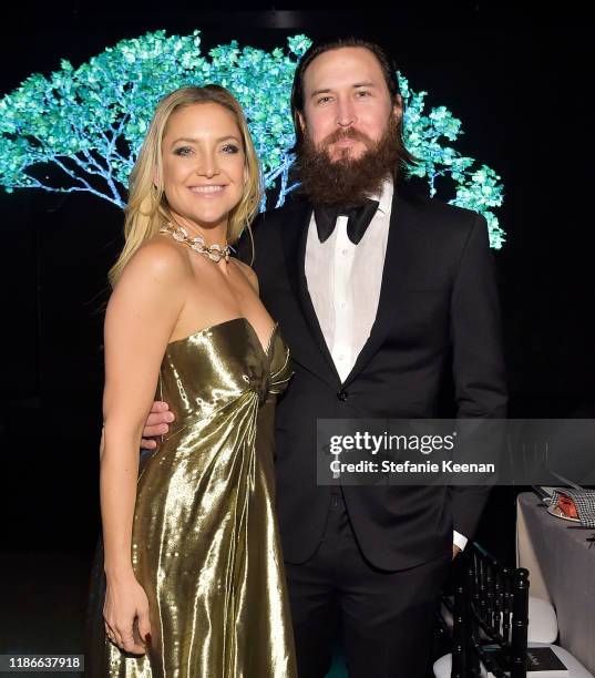 Kate Hudson and Danny Fujikawa attend the 2019 Baby2Baby Gala presented by Paul Mitchell on November 09, 2019 in Los Angeles, California.