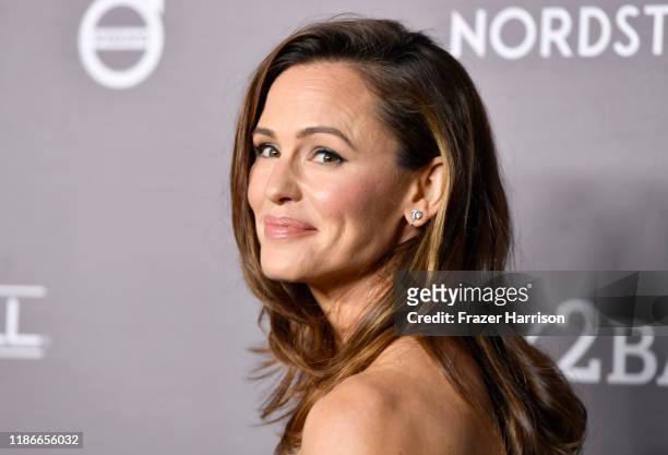 Jennifer Garner attends 2019 Baby2Baby Gala Presented By Paul Mitchell at 3LABS on November 09, 2019 in Culver City, California.
