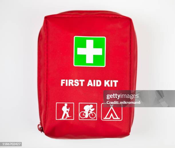 first aid kit - ehbo doos stockfoto's en -beelden