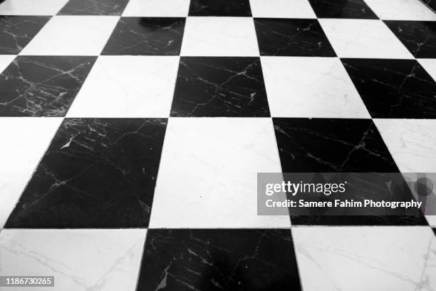 chequered floor - chess board stockfoto's en -beelden