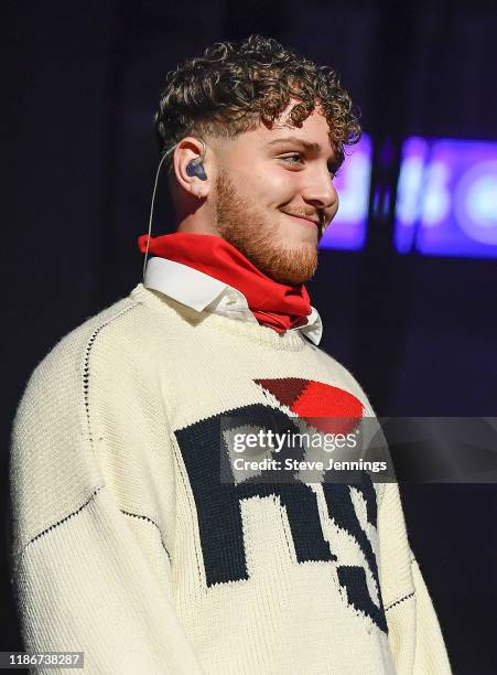 Bazz Rapper Bazzi (Singer) Photos and Premium High Res Pictures - Getty Images
