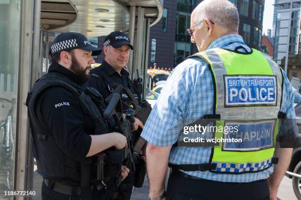 Police In Manchester Manchester Armed Police Photos and Premium High Res Pictures - Getty Images
