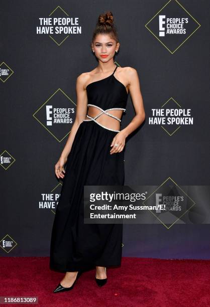 Pictured: Zendaya arrives to the 2019 E! People's Choice Awards held at the Barker Hangar on November 10, 2019 -- NUP_188989