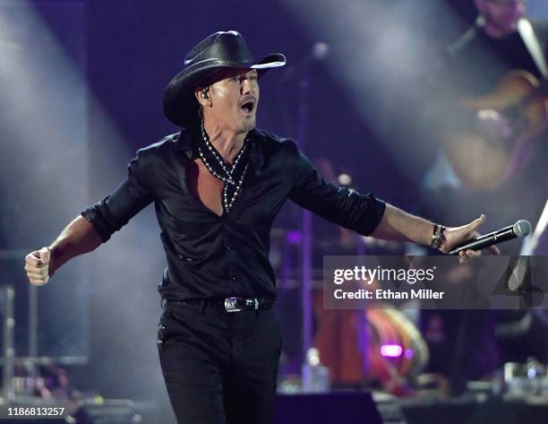 Tim McGraw performs onstage during the 2019 iHeartRadio Music Festival at T-Mobile Arena on September 20, 2019 in Las Vegas, Nevada.