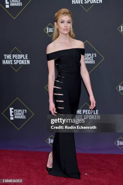 Katherine McNamara attends the 2019 E! People's Choice Awards at Barker Hangar on November 10, 2019 in Santa Monica, California.