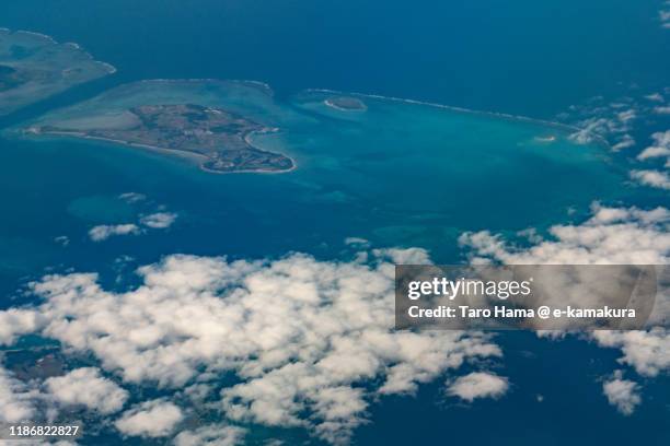 yaeyama islands in okinawa prefecture of japan aerial view from airplane - list of islands by highest point stock pictures, royalty-free photos & images