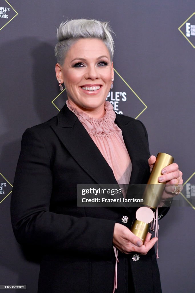 2019 E! People's Choice Awards - Press Room