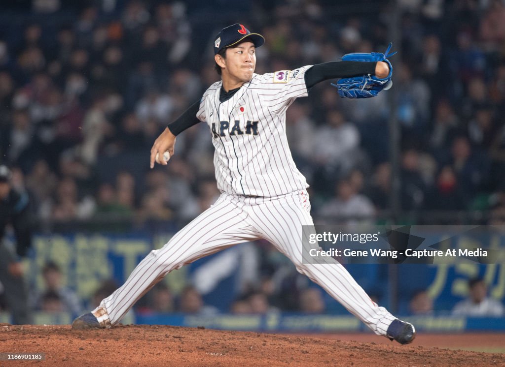Japan v Australia - WBSC Premier 12: Super Round