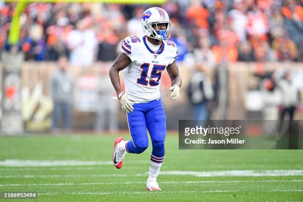 Wide receiver John Brown of the Buffalo Bills runs a play during the first half against the Cleveland Browns at FirstEnergy Stadium on November 10,...