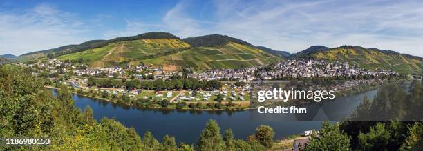 enkirch panorama (mosel river/ germany) - the motor village stock pictures, royalty-free photos & images