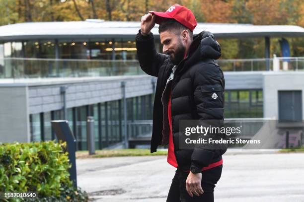 Olivier Giroud of France arrives ahead of a training session on November 11, 2019 in Clairefontaine, France. France will play against Moldova in...