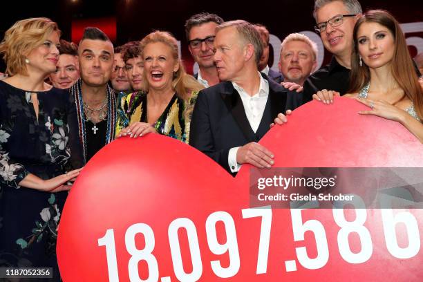 Julia Kloeckner, Robbie Williams, Barbara Schoeneberger, Hans Sigl, Johannes B. Kerner, Boris Becker, Frank Thelen, Cathy Hummels, Dagmar Woehrl with...