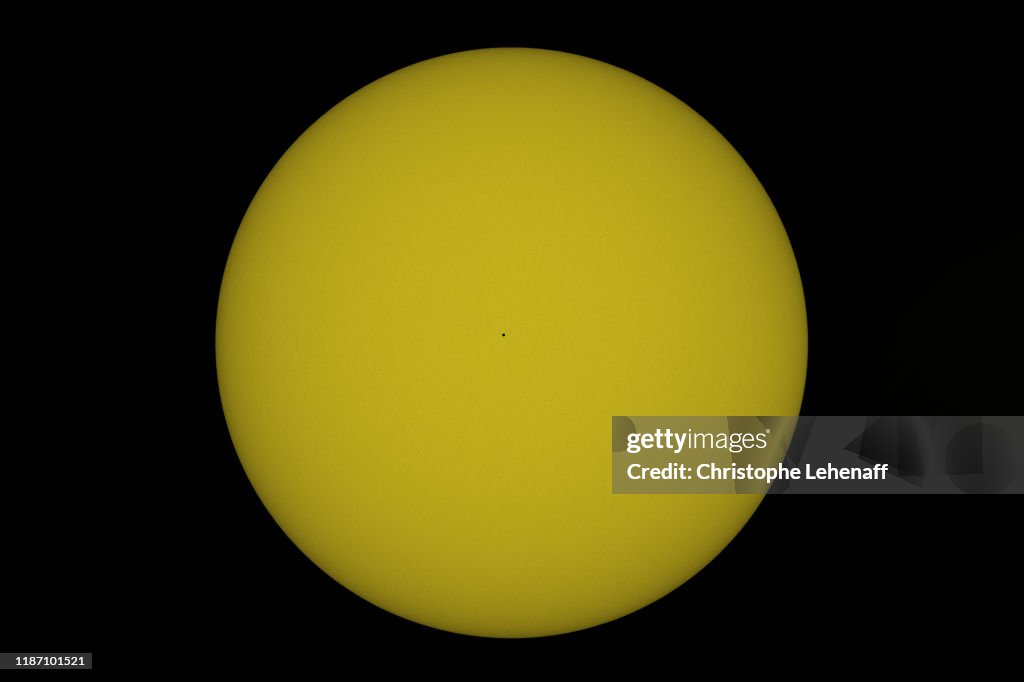 The transit of the planet Mercury in front of the Sun on november 11, 2019, from France