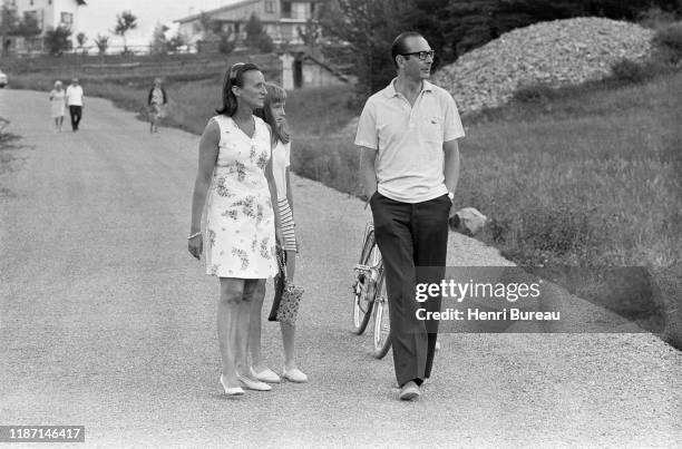 Jacques Chirac on vacation with his daughter Claude and his wife Bernadette | Location: Auron, France.