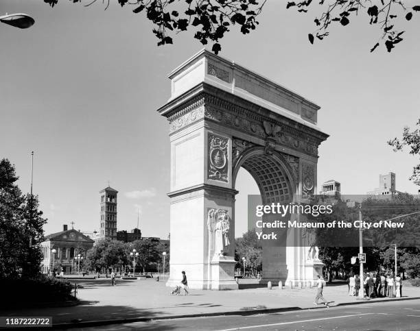 View of the Washington Arch in Washington Square Park, New York, New York, circa 1979.