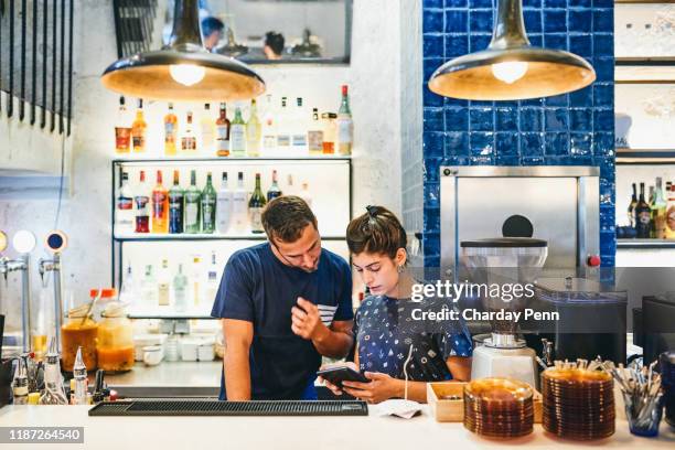 conozca su negocio, haga crecer su negocio - franchising fotografías e imágenes de stock