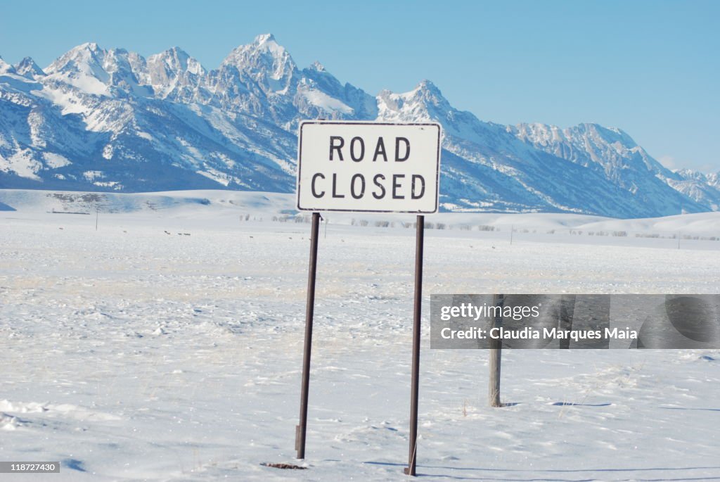 Road Closed